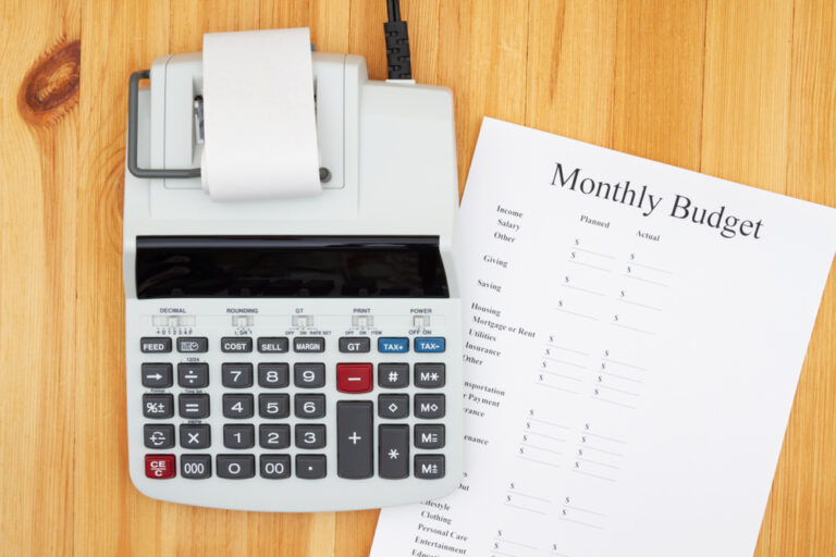 Simple Steps To Creating A Budget On Your Own